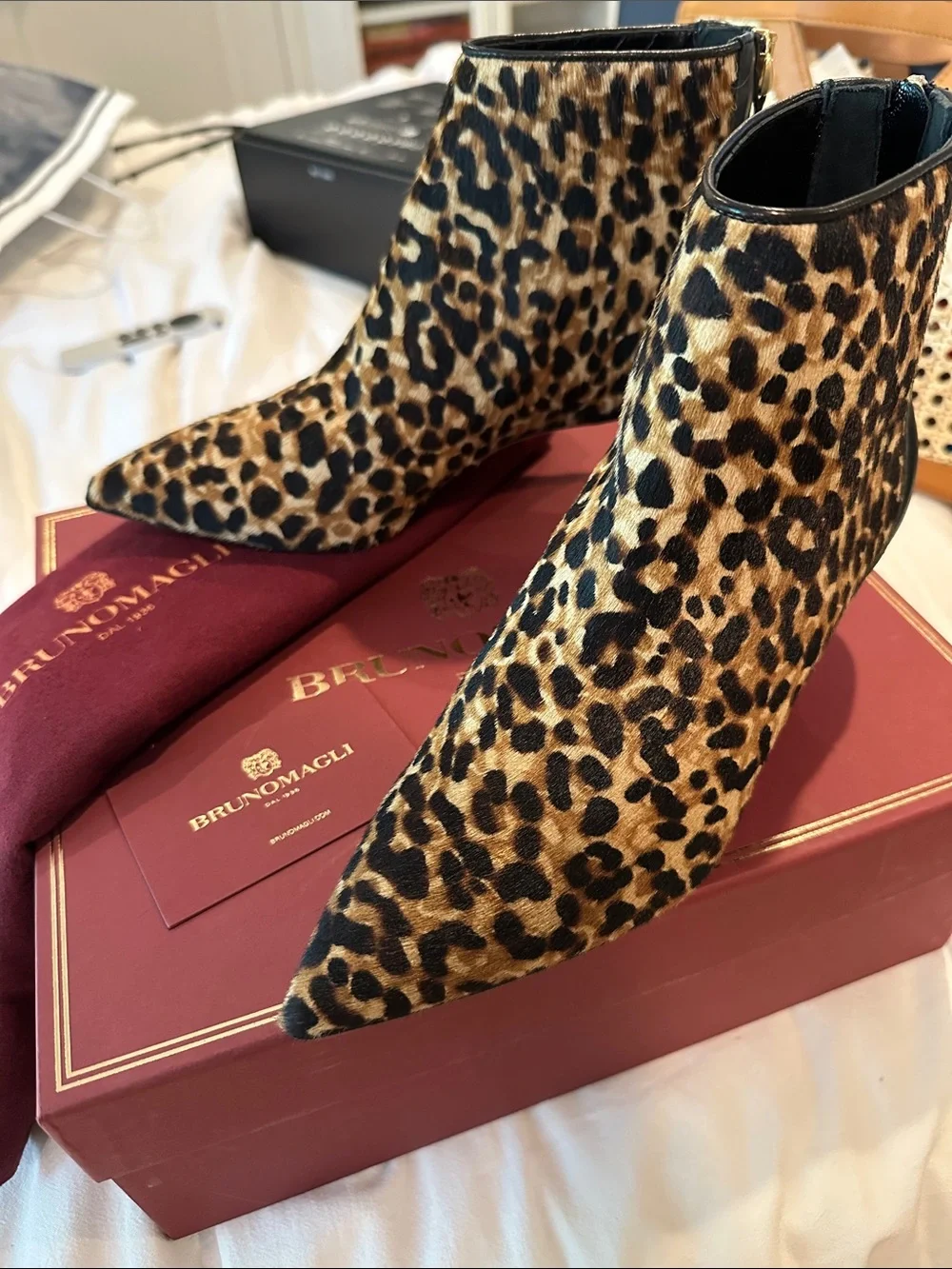 Bruno Magli Francesca Leopard Haircalf Pointed Toe Ankle Booties Sz 6.5